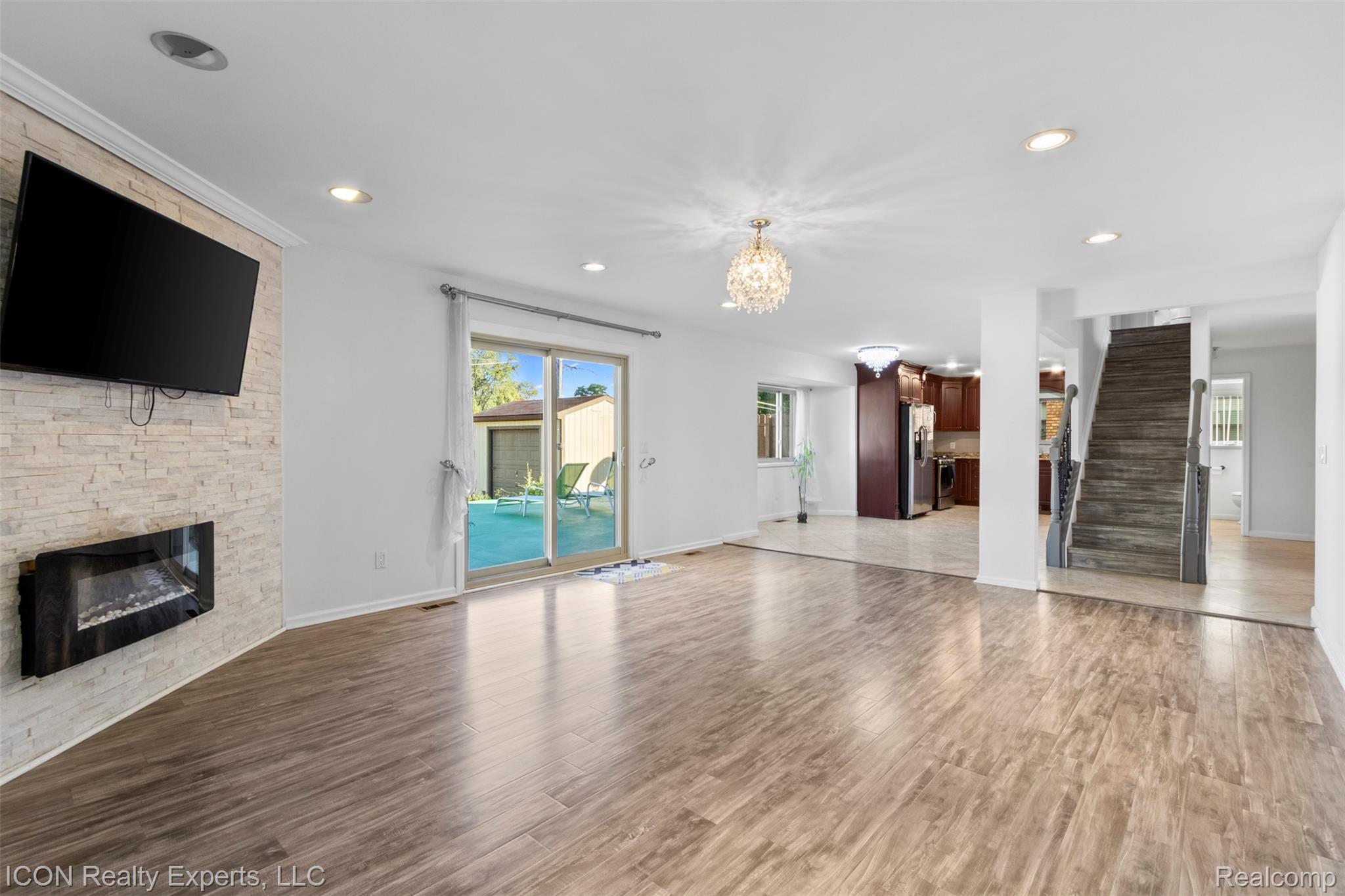 35418 Collingwood Drive