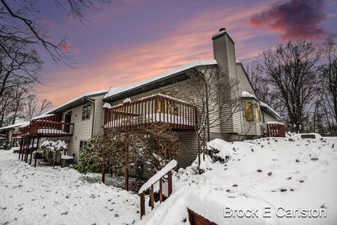 1231 Creekview Drive Muskegon City MI 49441