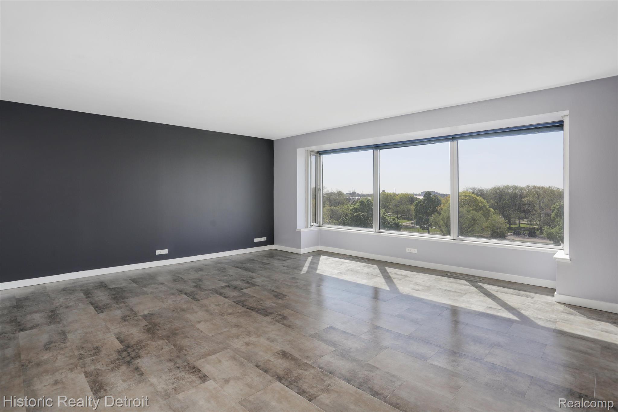 1300 E LAFAYETTE Street 305