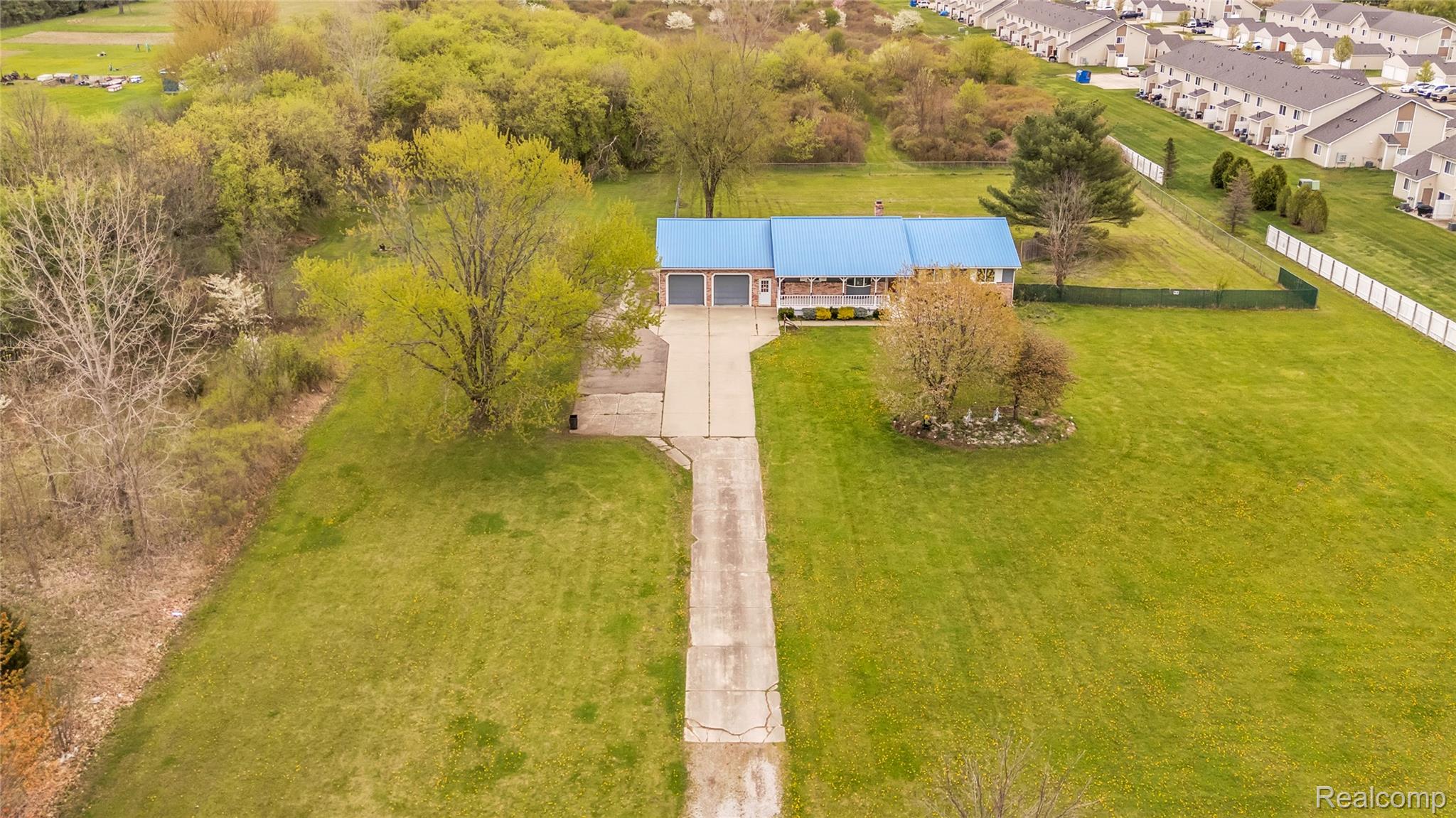 1081 S Gale Road