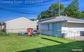 28813 E Beste Street N