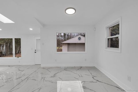 Tiny photo for 1550 Culver Avenue, Dearborn City, MI 48124 (MLS # 20261002596)