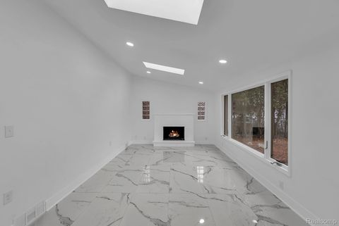 Tiny photo for 1550 Culver Avenue, Dearborn City, MI 48124 (MLS # 20261002596)