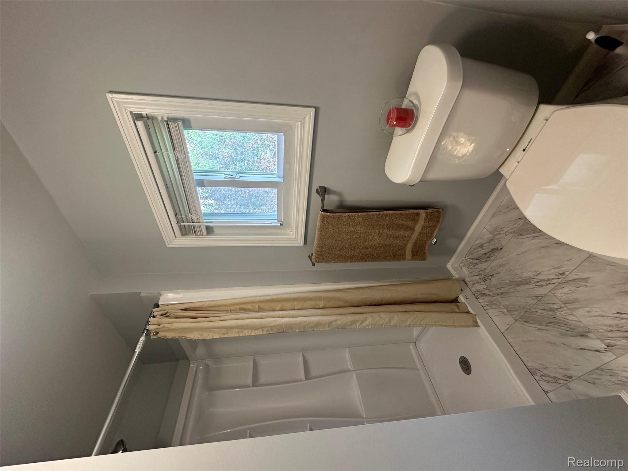 Riverview City, Michigan 48193, United States, 3 Bedrooms Bedrooms, ,2 BathroomsBathrooms,Residential,Active,220063