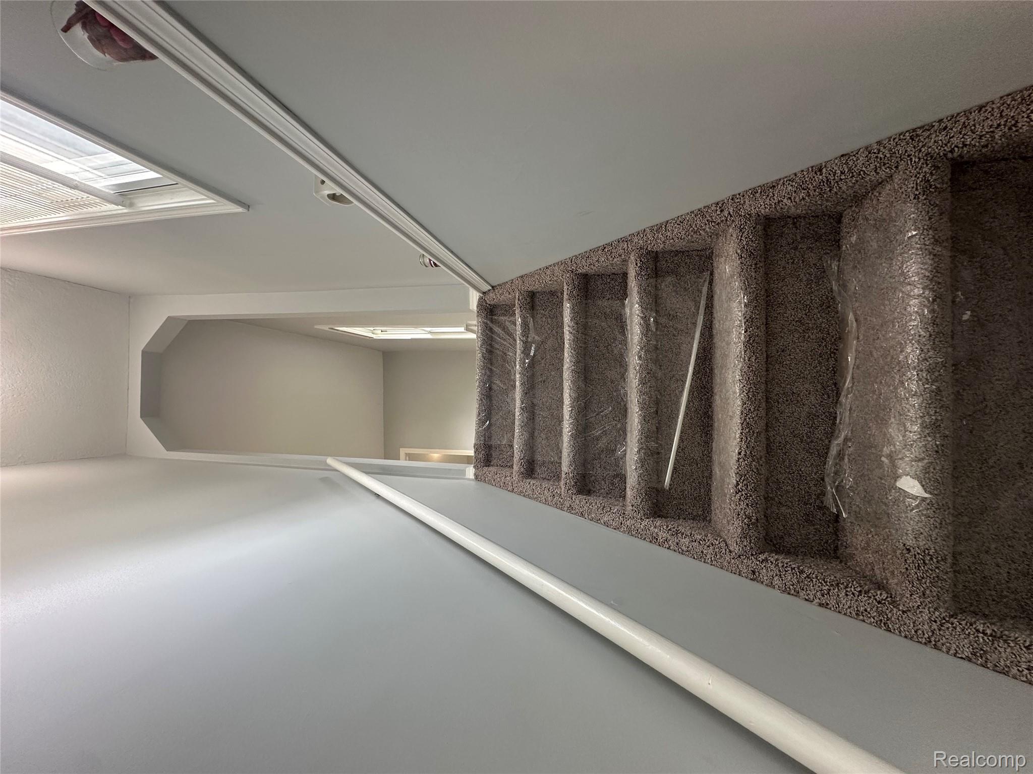 Riverview City, Michigan 48193, United States, 3 Bedrooms Bedrooms, ,2 BathroomsBathrooms,Residential,Active,220063