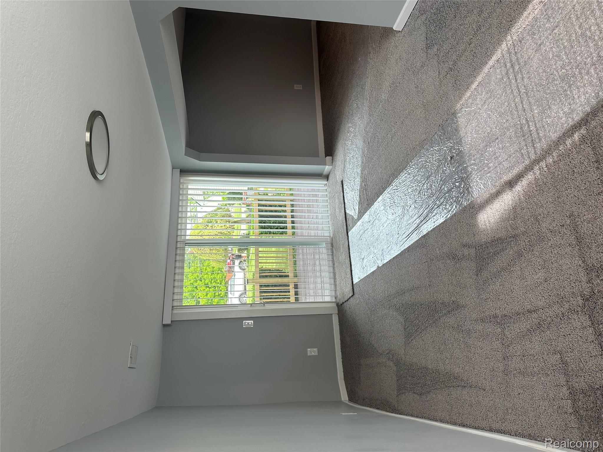 Riverview City, Michigan 48193, United States, 3 Bedrooms Bedrooms, ,2 BathroomsBathrooms,Residential,Active,220063