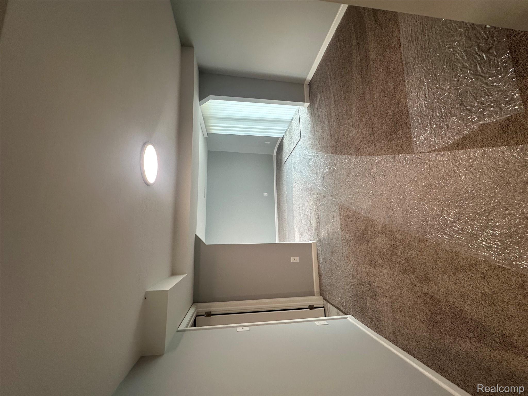 Riverview City, Michigan 48193, United States, 3 Bedrooms Bedrooms, ,2 BathroomsBathrooms,Residential,Active,220063