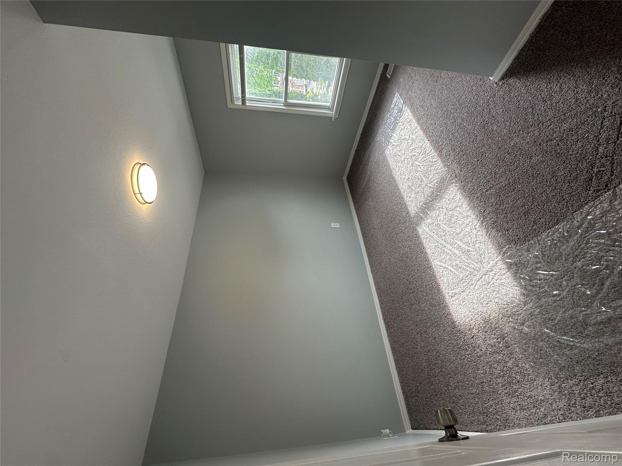 Riverview City, Michigan 48193, United States, 3 Bedrooms Bedrooms, ,2 BathroomsBathrooms,Residential,Active,220063