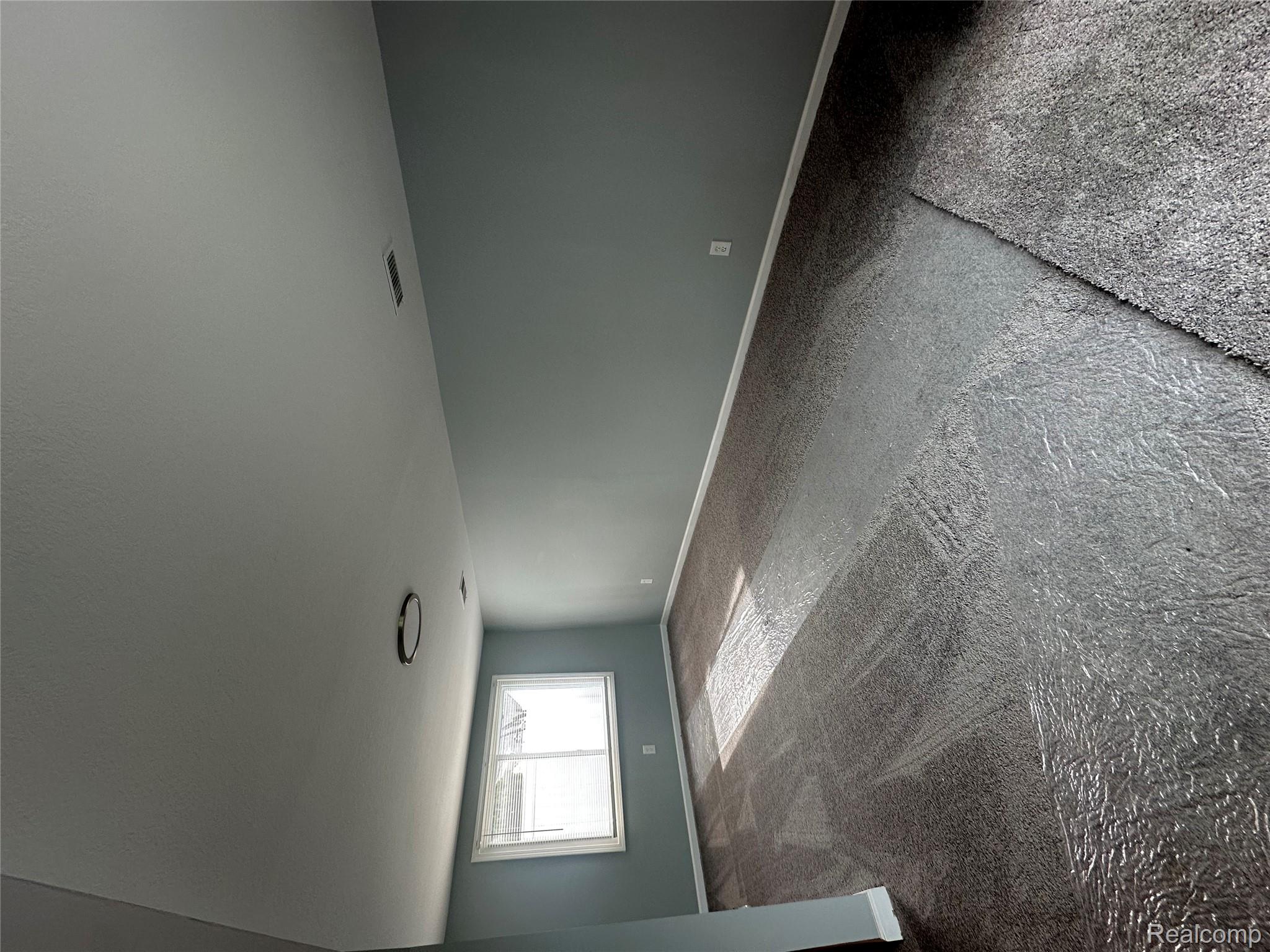 Riverview City, Michigan 48193, United States, 3 Bedrooms Bedrooms, ,2 BathroomsBathrooms,Residential,Active,220063