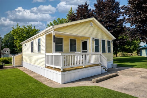 Photo for 7122 Ben Franklin Drive