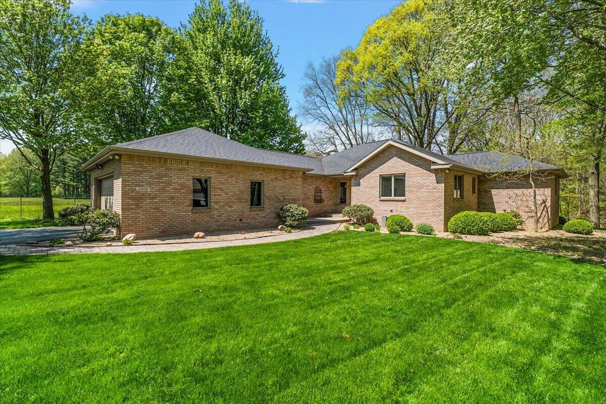 2400 Pine Hill Court