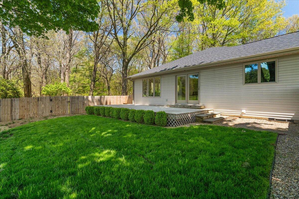 2400 Pine Hill Court