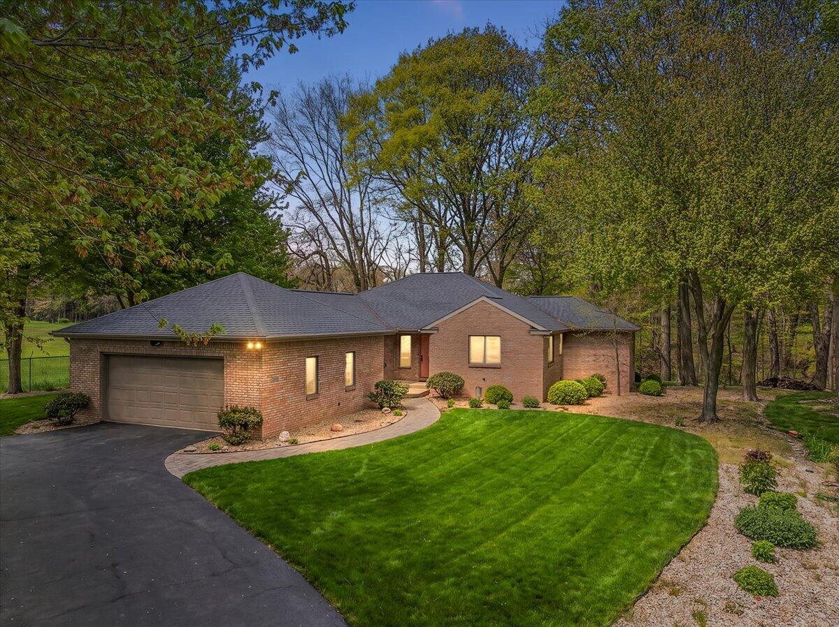 2400 Pine Hill Court