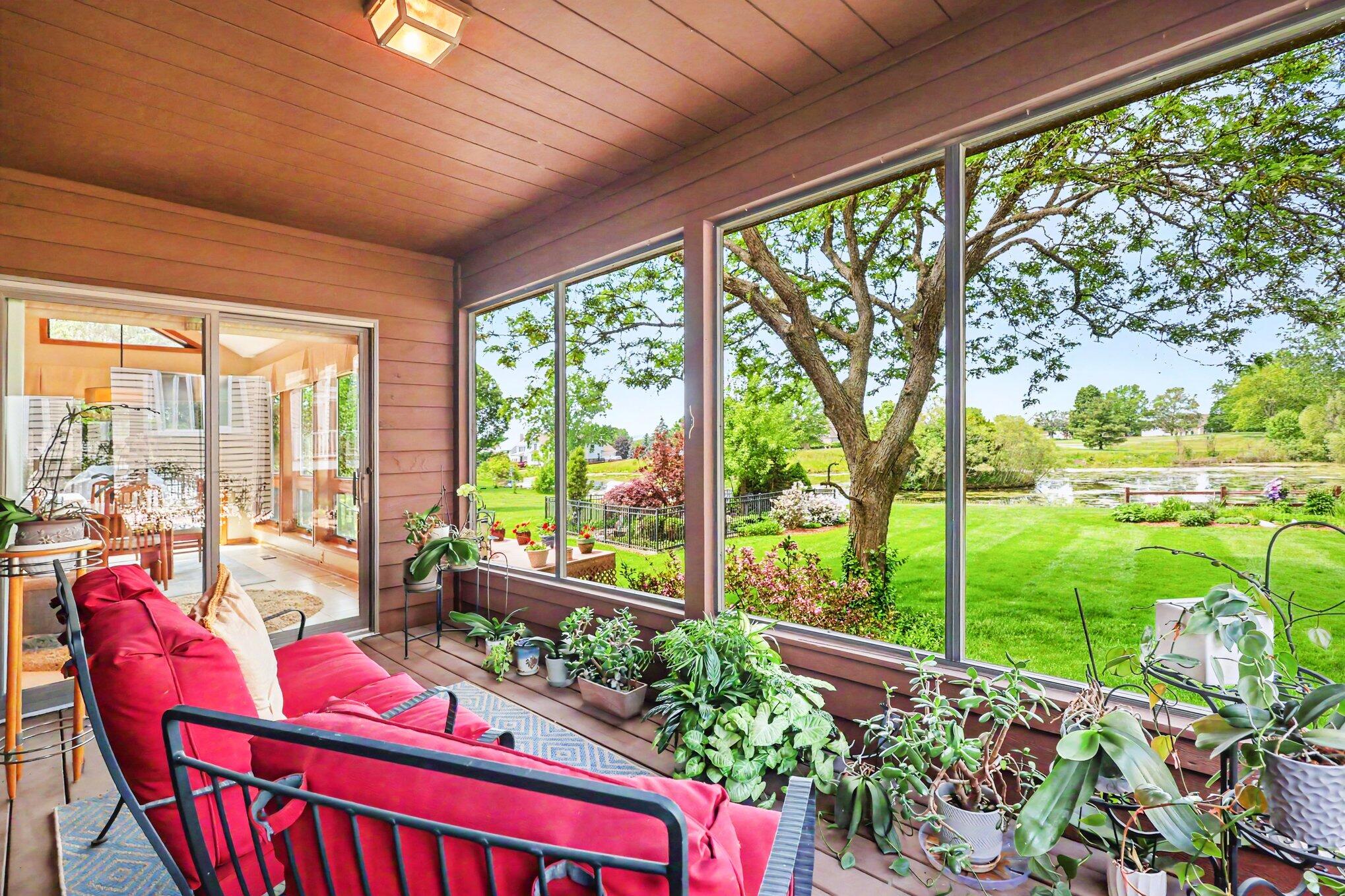 7417 Old Lantern Drive SE