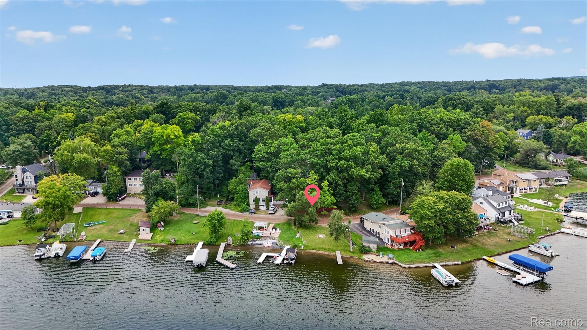 679 N Long Lake Boulevard