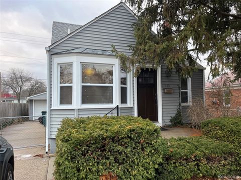 515 Farmdale Street Ferndale City MI 48220