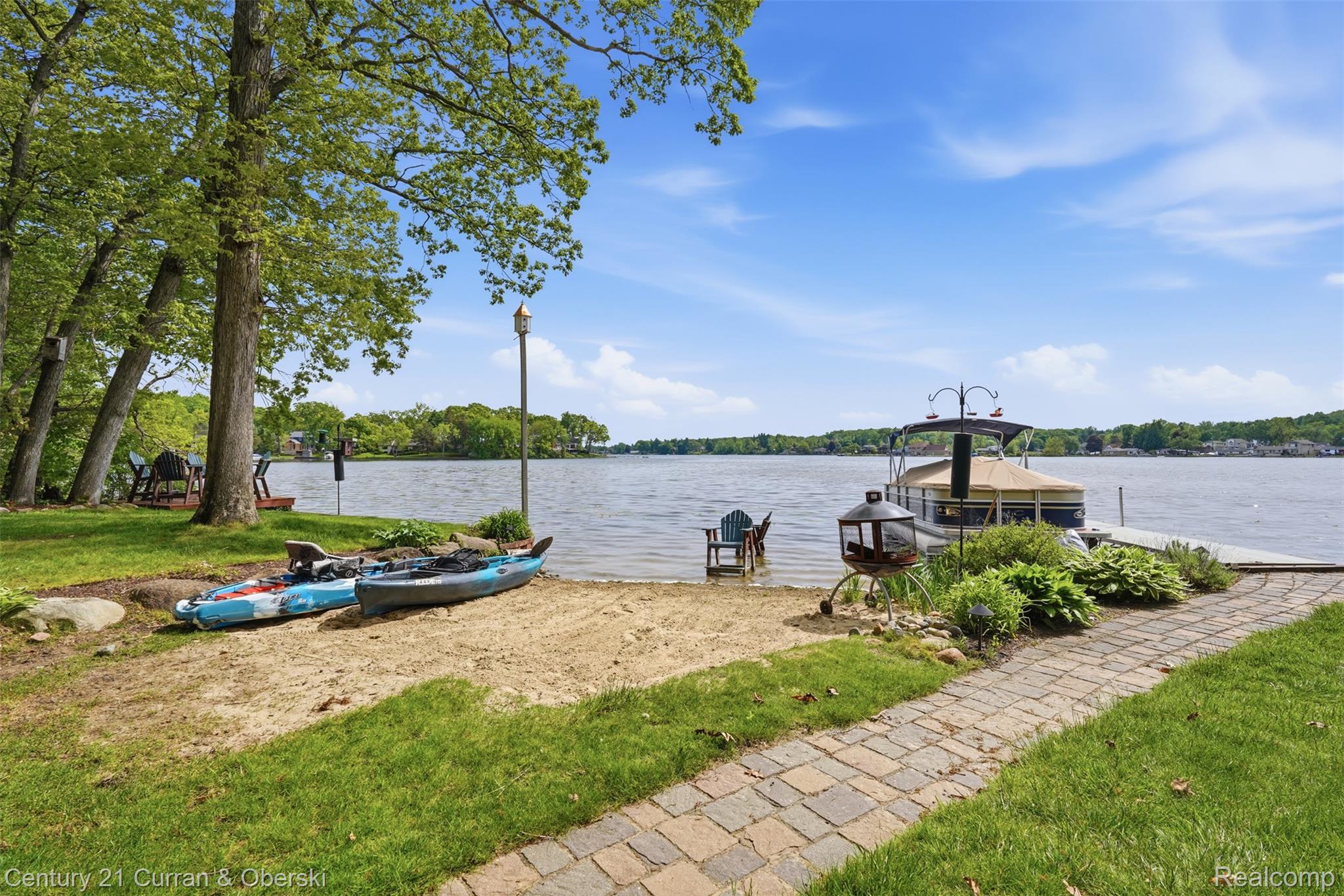 4233 Blain Island Road