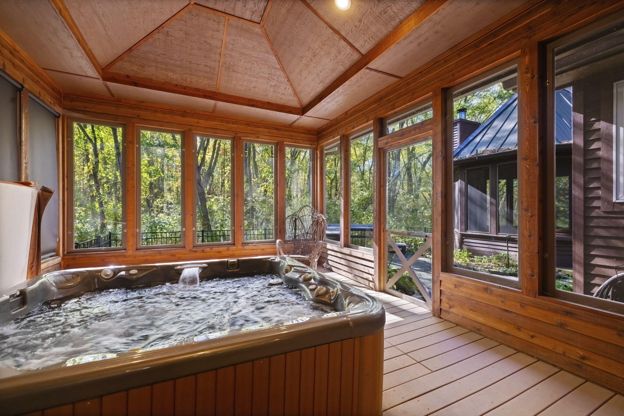 Chikaming Township, Michigan 49125, United States, 5 Bedrooms Bedrooms, ,4 BathroomsBathrooms,Residential,Active,232767