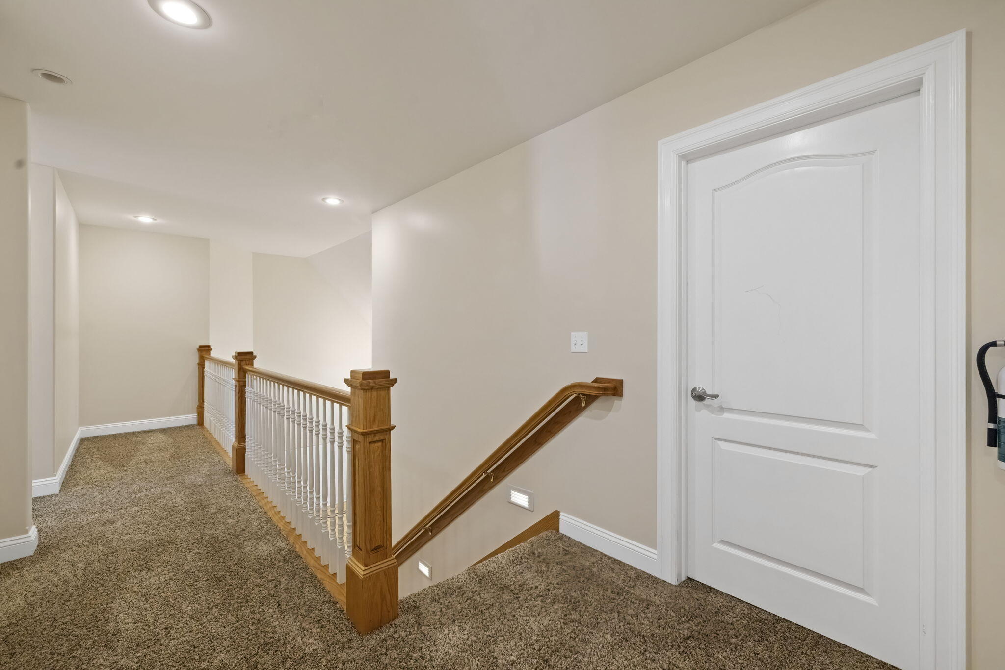 Chikaming Township, Michigan 49125, United States, 5 Bedrooms Bedrooms, ,4 BathroomsBathrooms,Residential,Active,232767