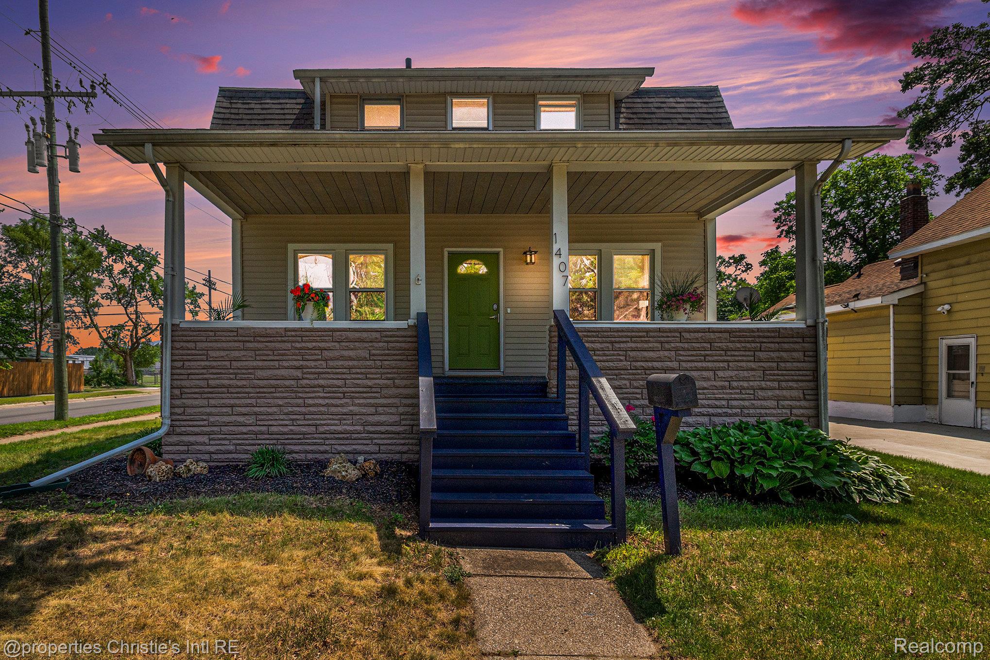 1407 W Marshall Street