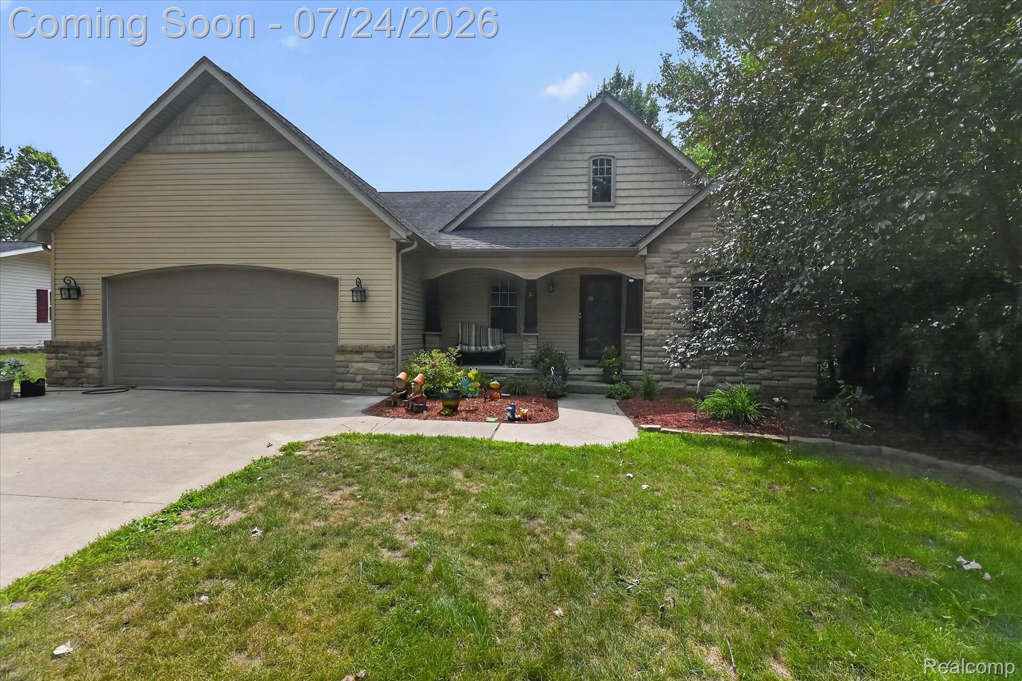 4915 Anglers Lane