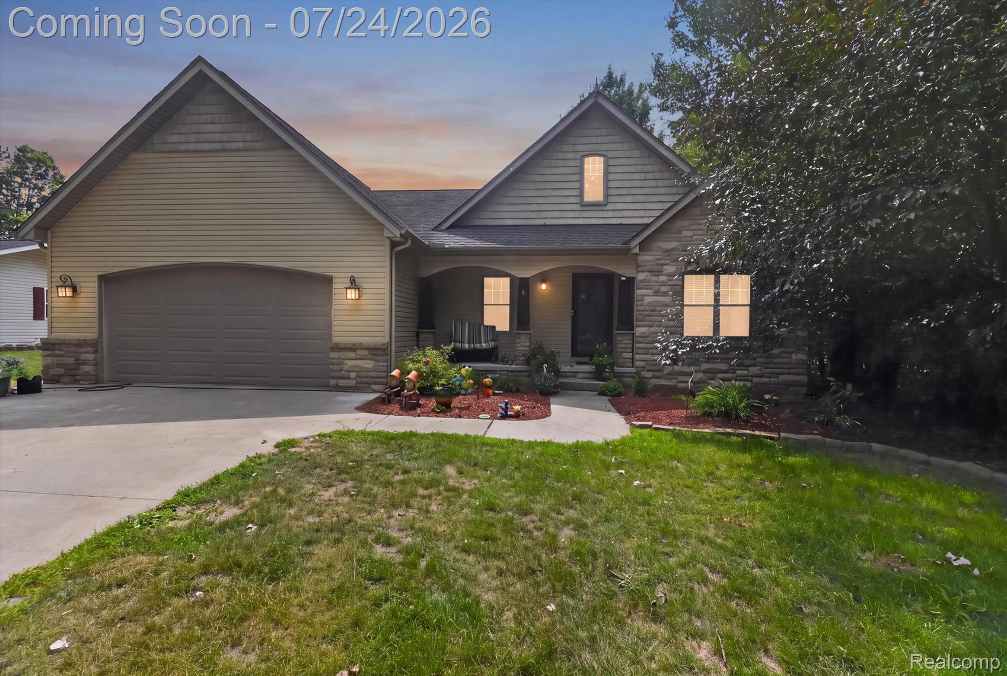 4915 Anglers Lane