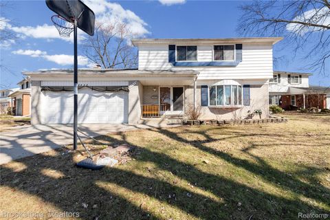 29434 Walker Drive Warren City MI 48092