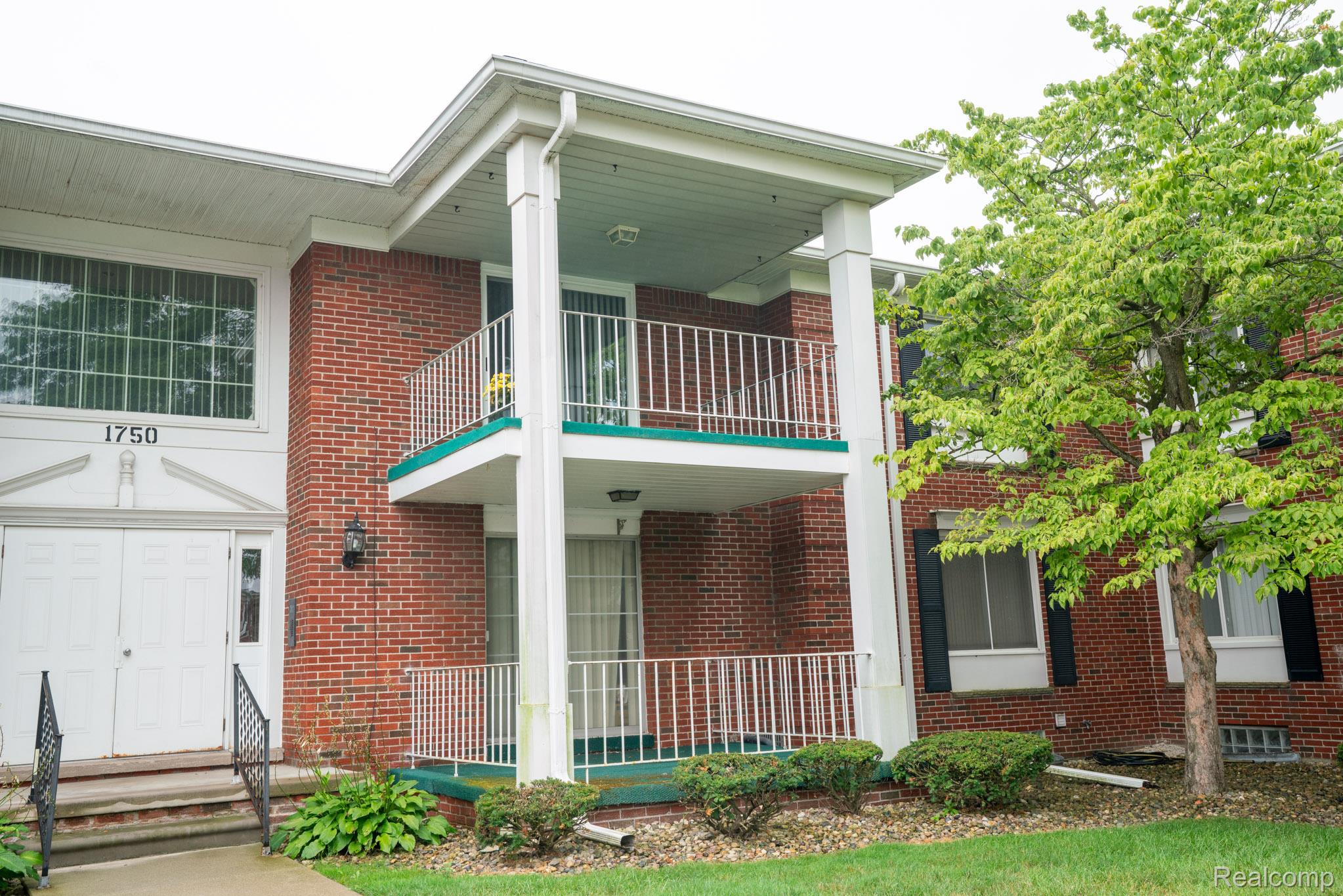 1750 MONTICELLO Street 6