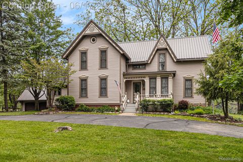 3801 Hollow Corners Road Dryden Township MI 48428