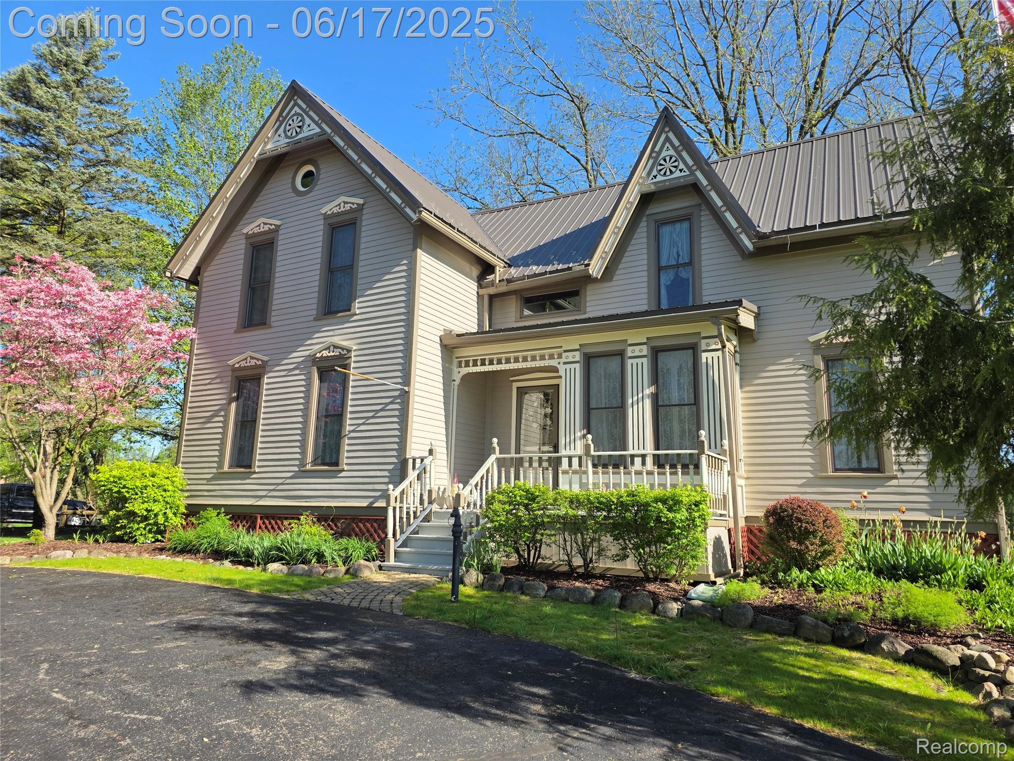 3801 Hollow Corners Road