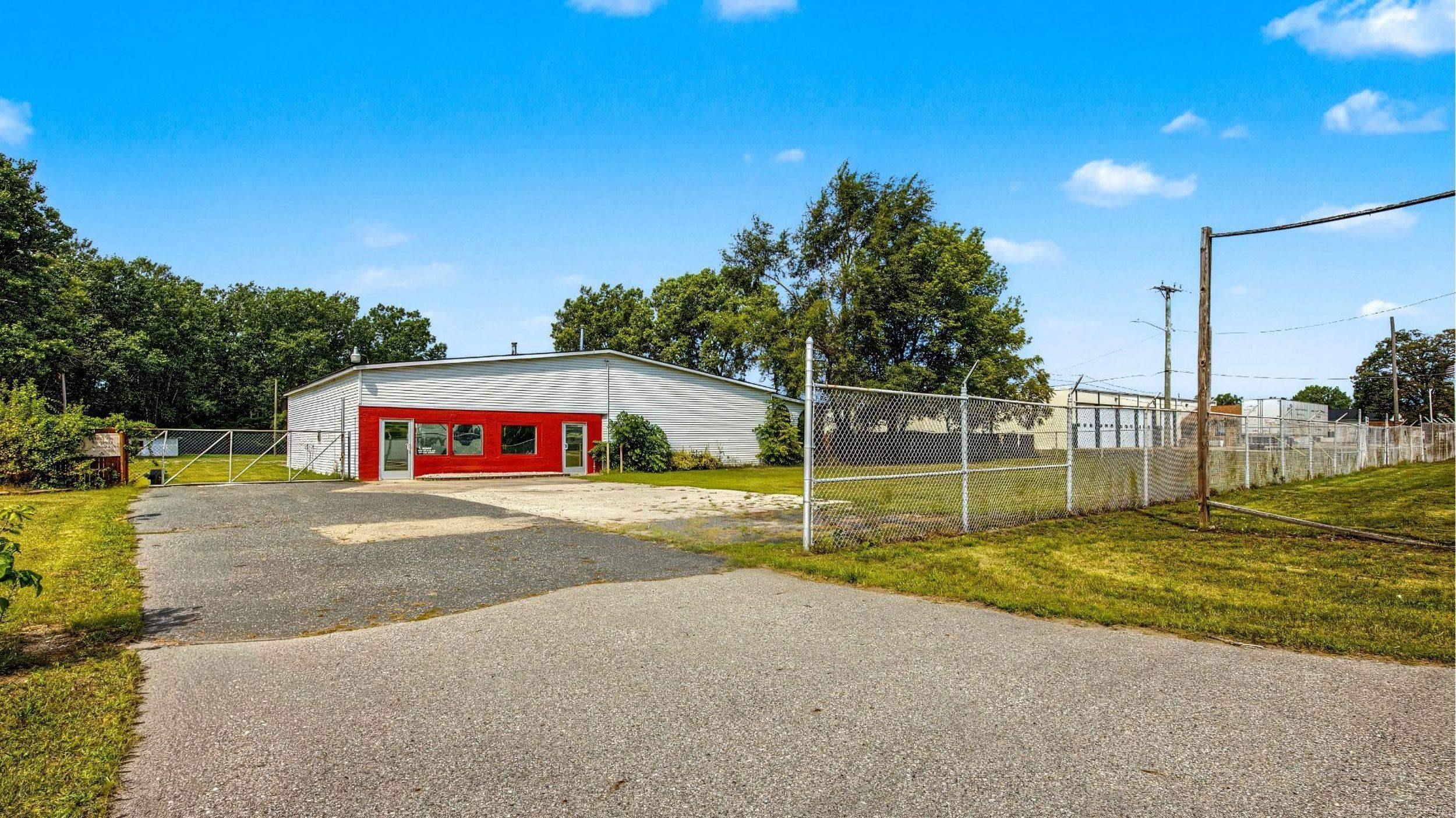Properties Available 2 - 2 3905 32nd Street