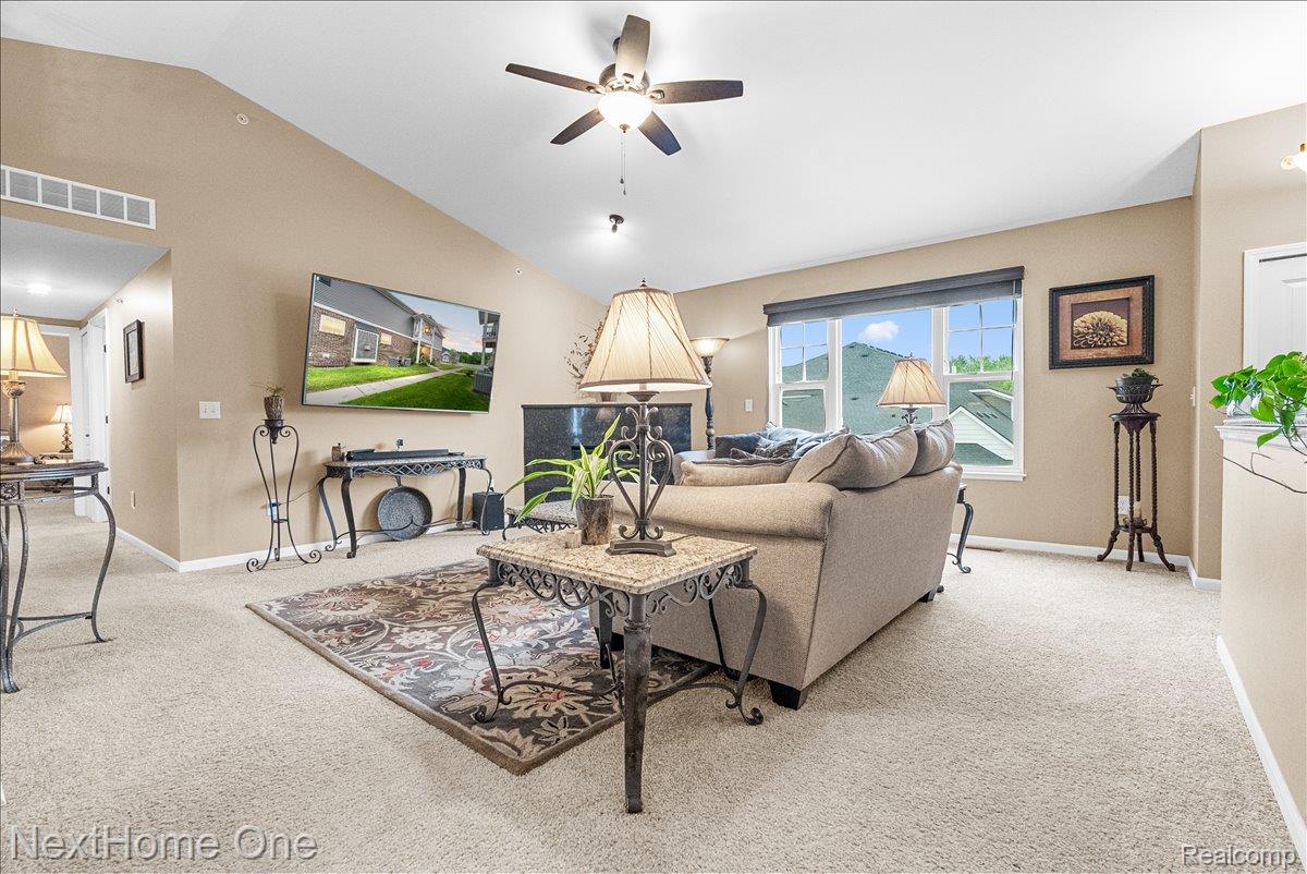 432 Maple Cove Circle 12