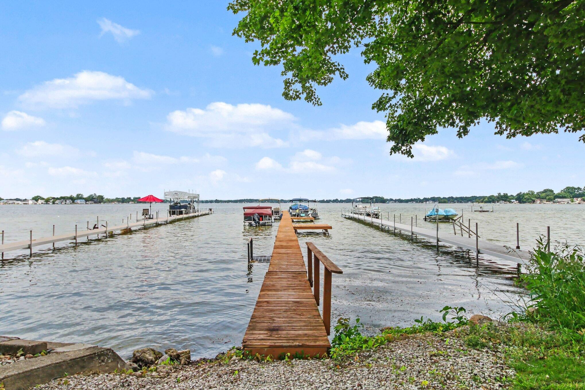 2100 Strait Tow Boulevard
