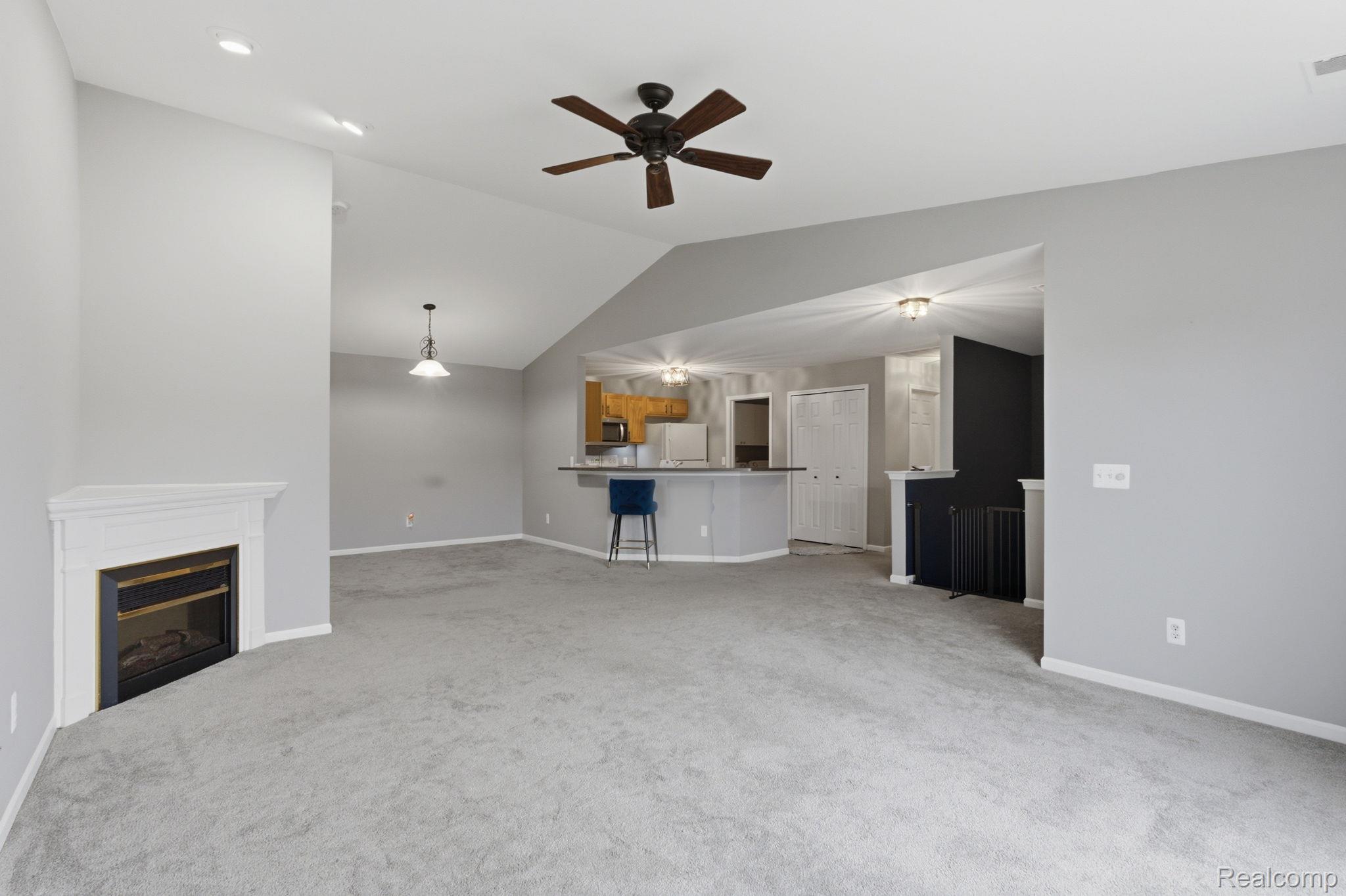 51602 STERN Lane 128