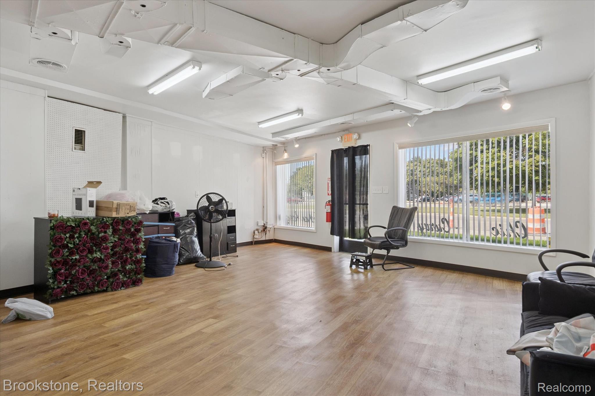 24450 Gratiot Avenue