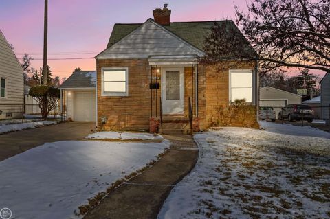 Photo of 21227 Hillcrest Street, Clinton Charter Township, MI 48036 (MLS # 58050196137)