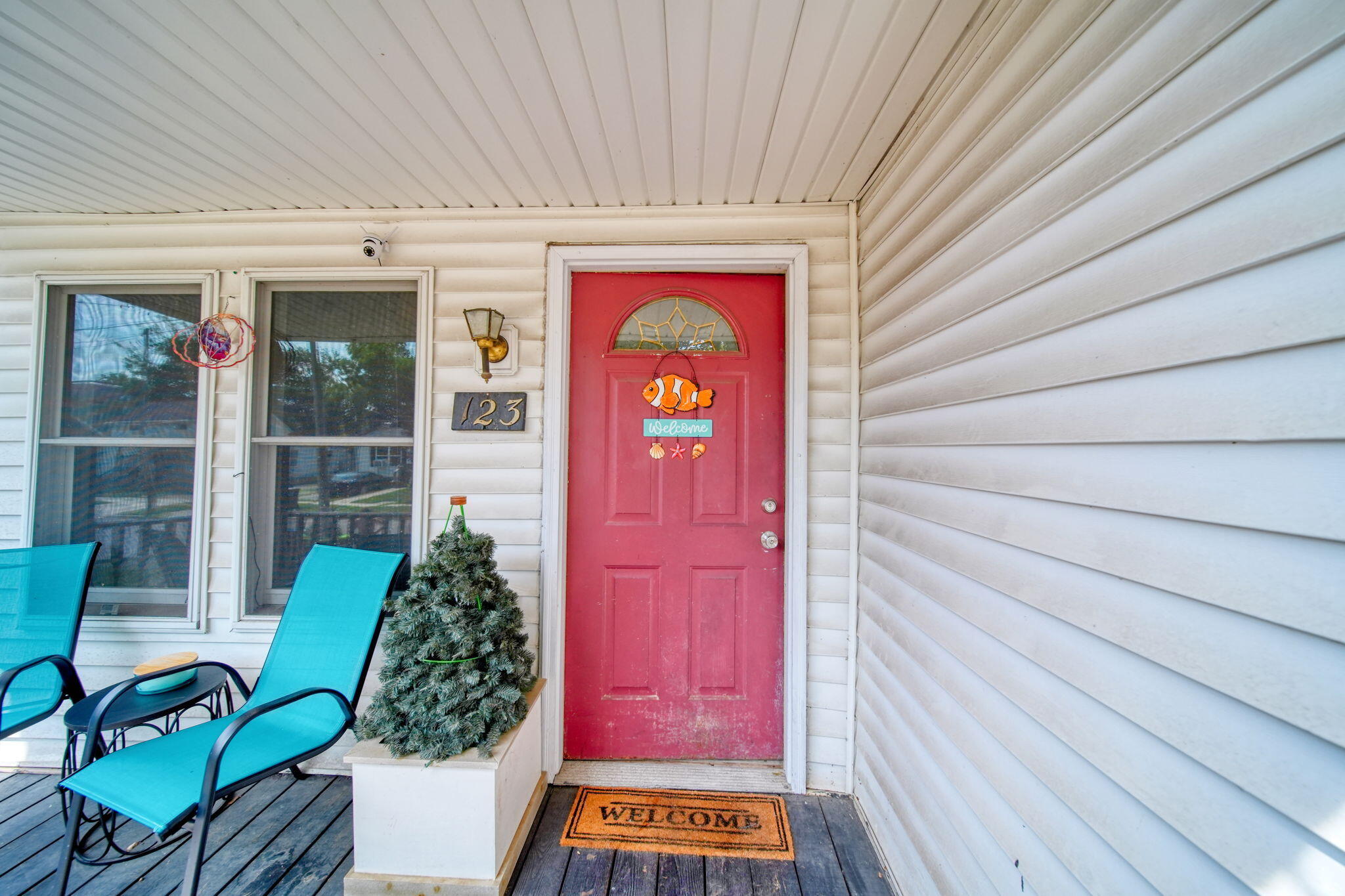123 N Center Street