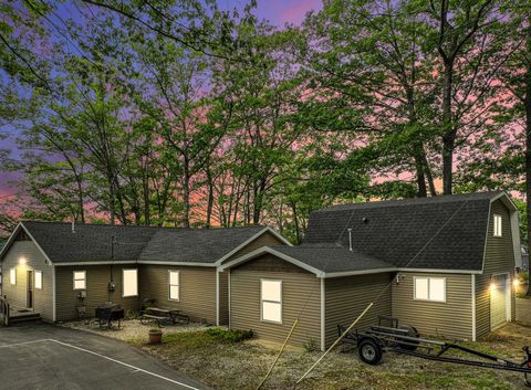 8303 W Sapphire Lake Township MI 49651