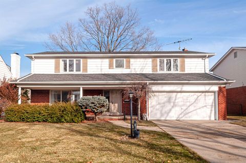 1376 Edmundton Drive Grosse Pointe Woods City MI 48236