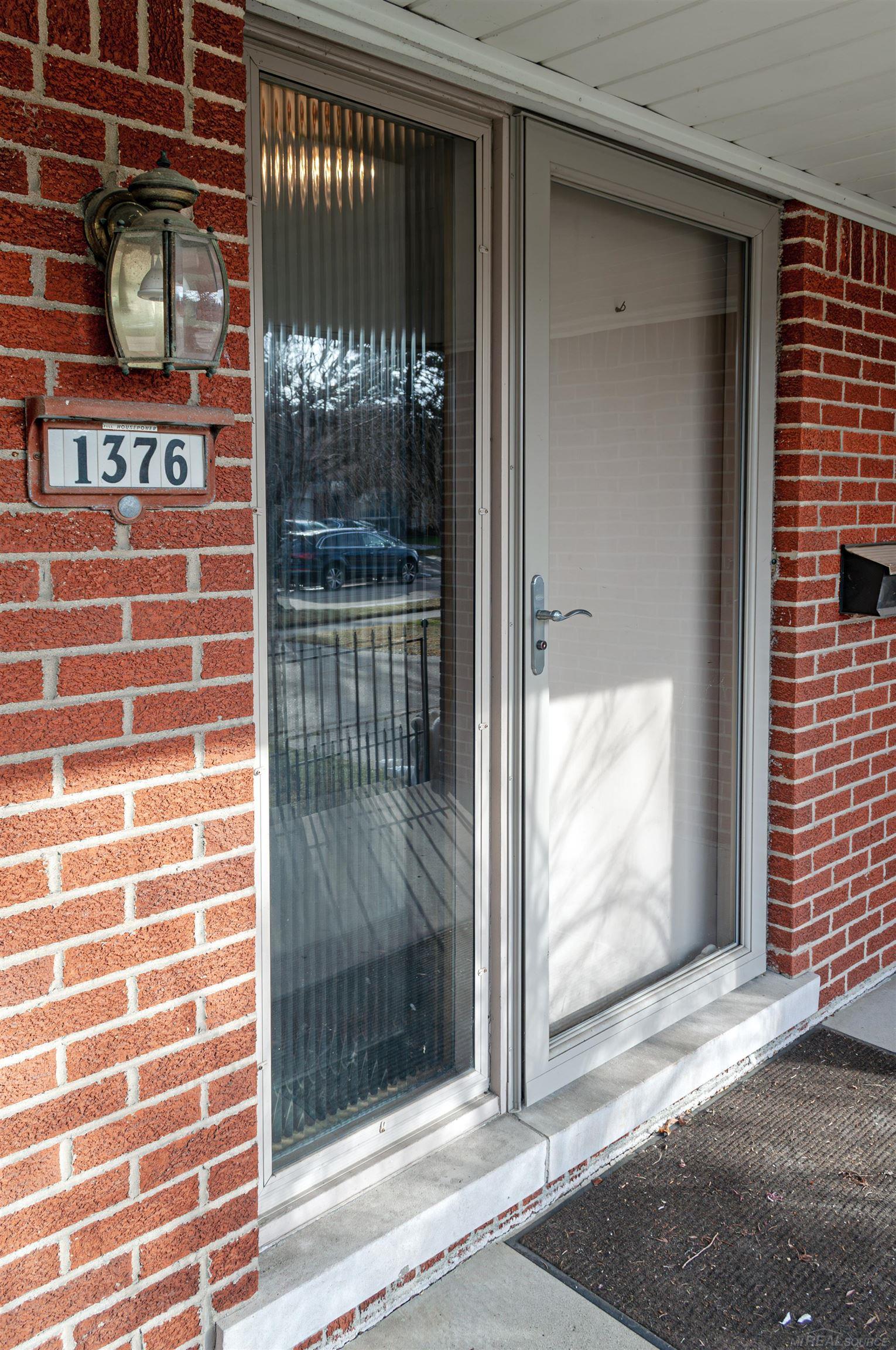 1376 Edmundton Drive