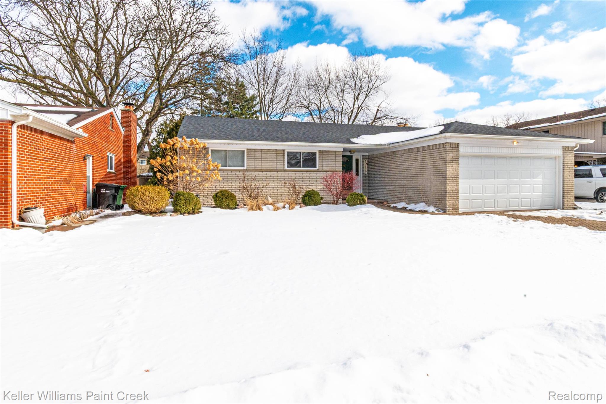 10127 Andrews Avenue