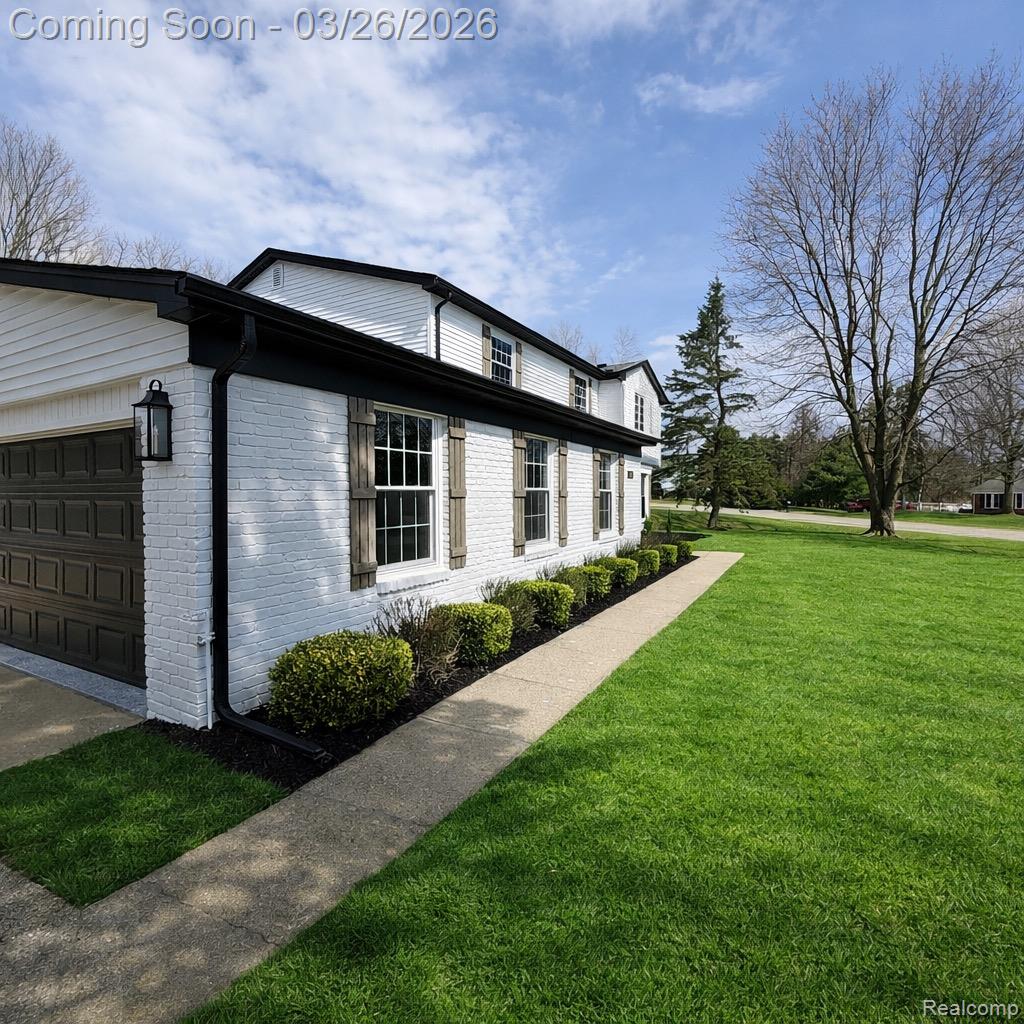 7275 Old Coach Trail