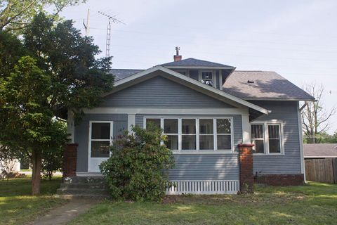 307 New York Avenue Dowagiac City MI 49047