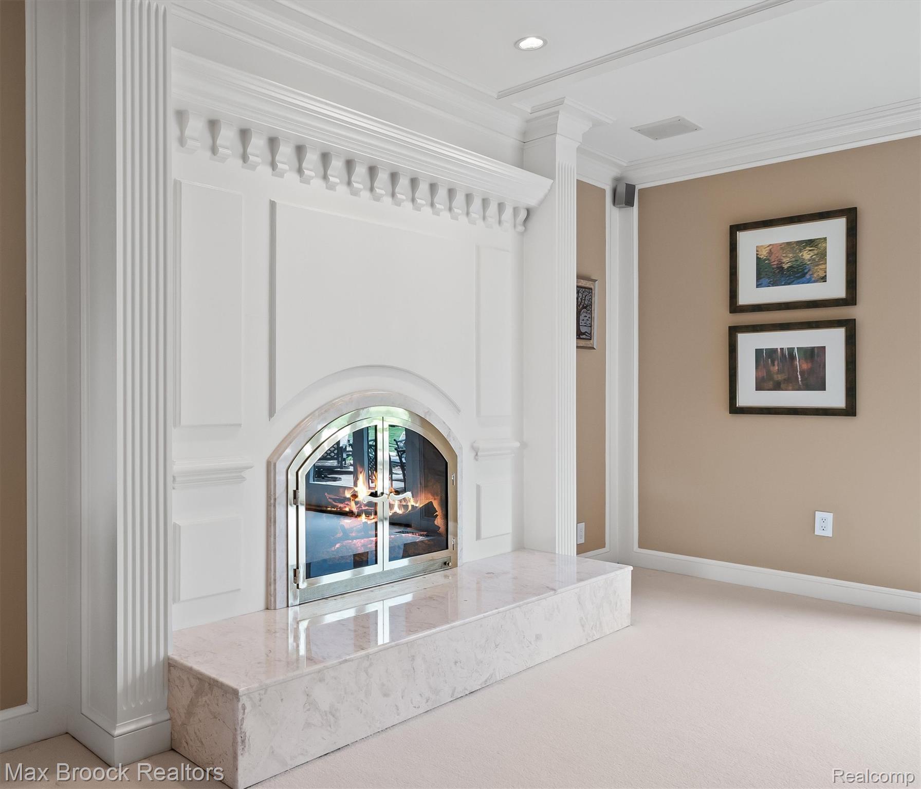 6280 Dakota Circle