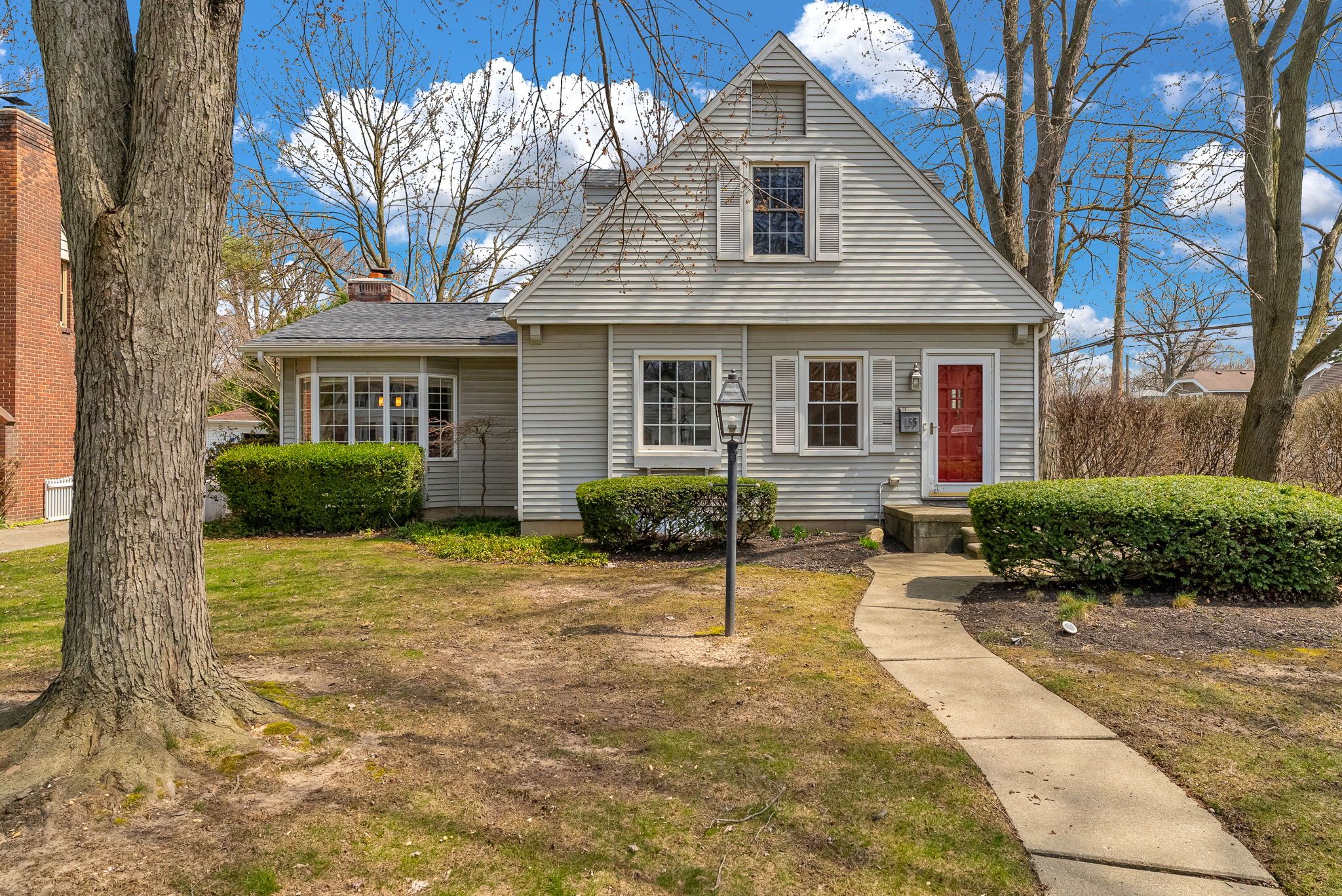 155 LODEWYCK Street