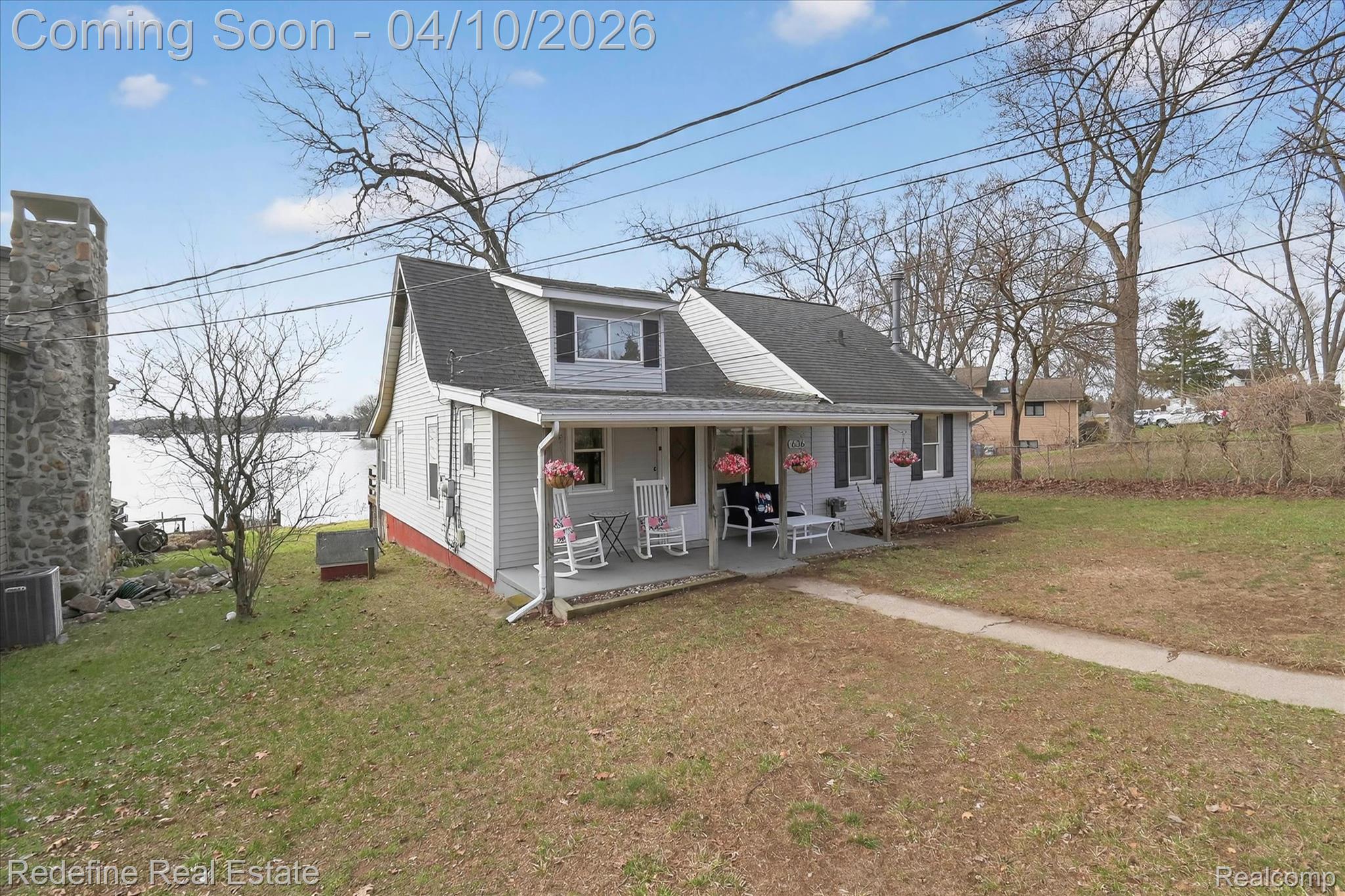 636 Thompson Lake Avenue