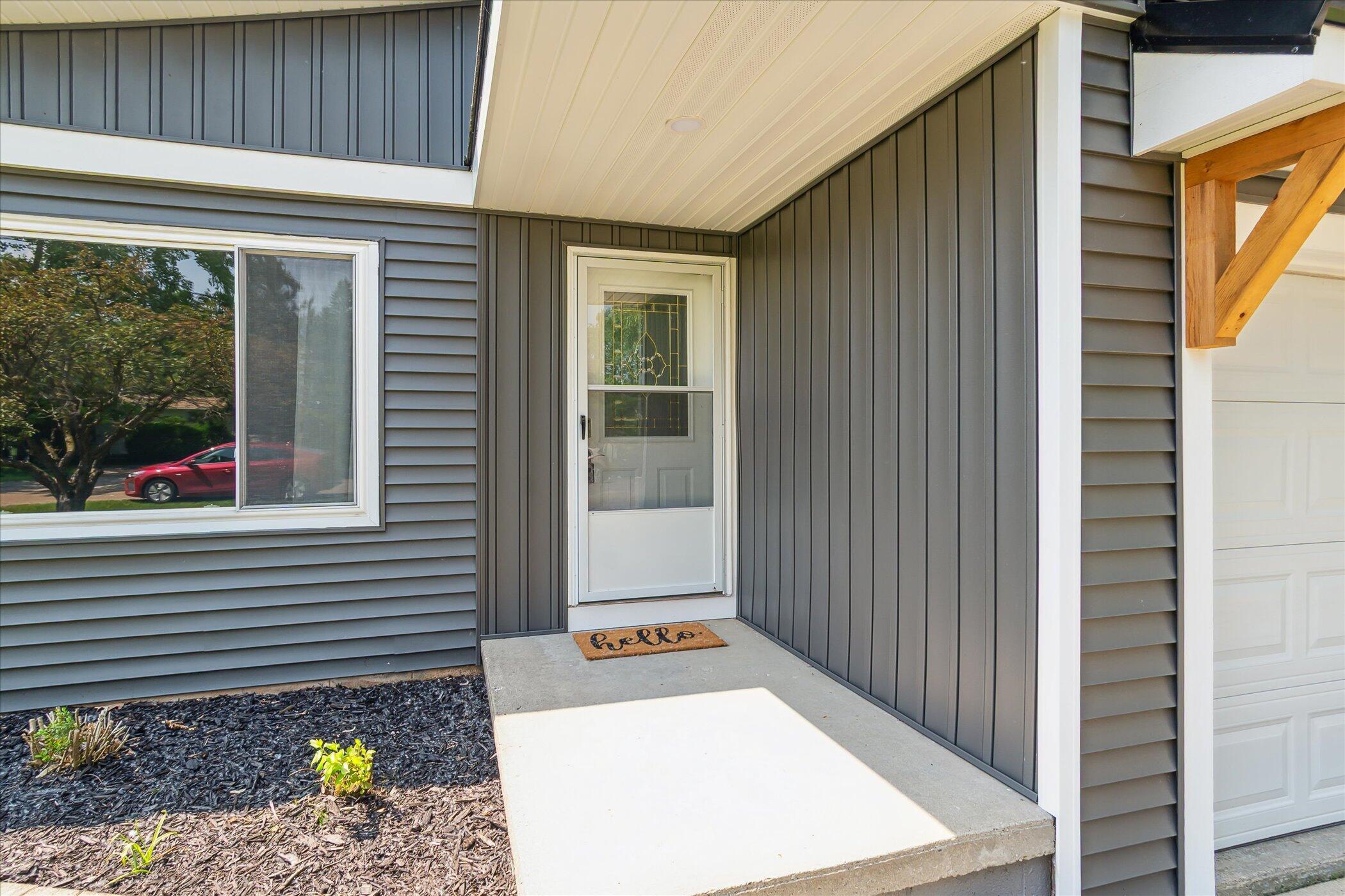 4776 Joan Lane