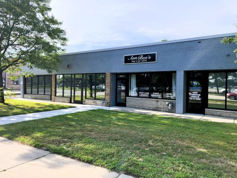 28663 Plymouth Road Livonia City MI 48150