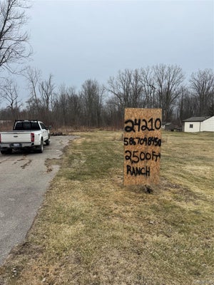 24210 24 MILE RD, MACOMB, MI 48042 - Image 220dfb0be026e02698d4533dd0d5f7d4/2139331058