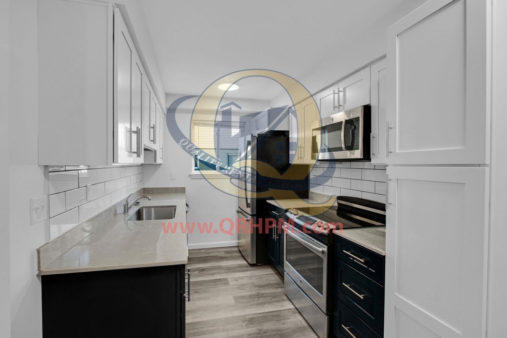 3901 N Averill     Apt #305 Avenue